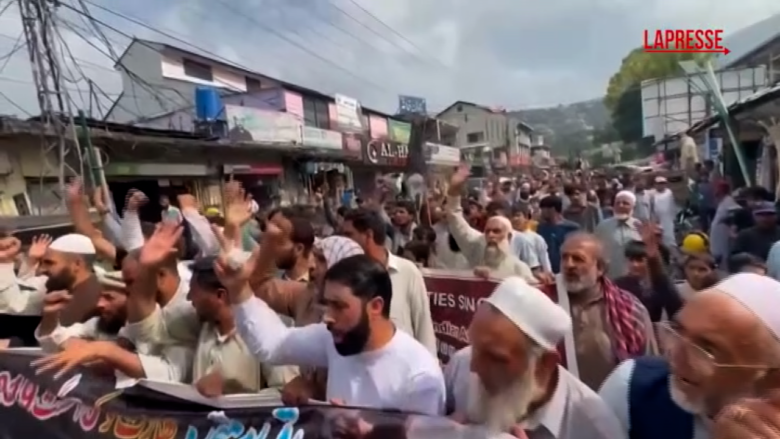 Pakistan, in Kashmir manifestazione anti-India contro lo status della regione