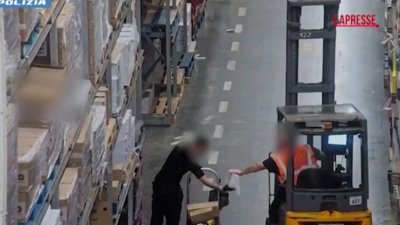 Novara, furti da 2mila euro al giorno a Esselunga: chiesto arresto per operai logistica