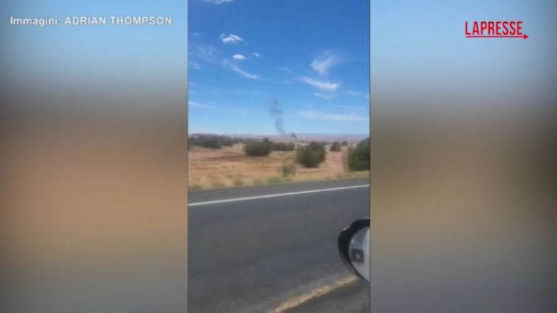 Arizona, aereo da trasporto medico si schianta e prende fuoco: 4 morti