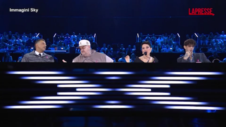 X Factor 2025, va in scena il karaoke dei giudici durante le selezioni
