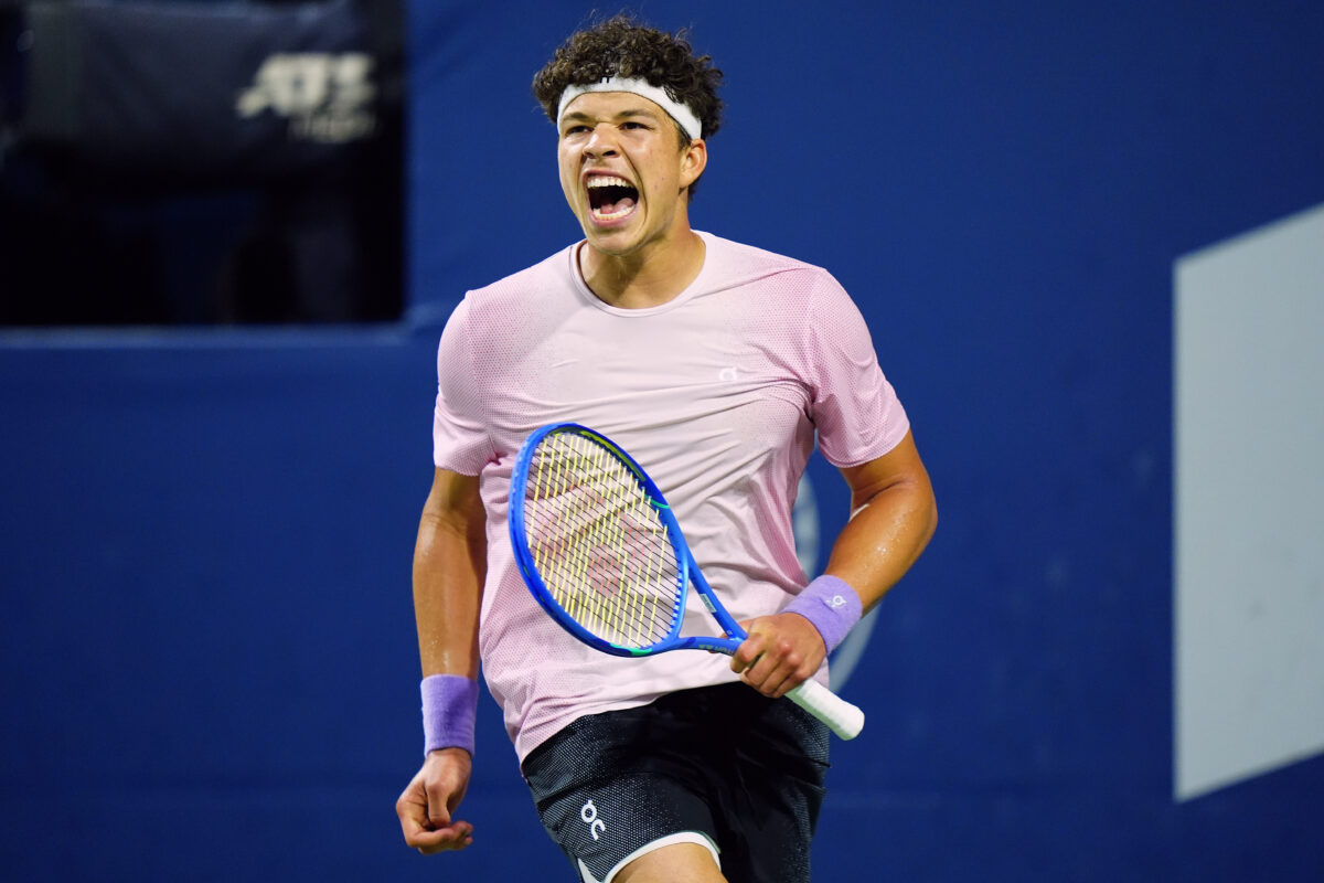 Atp Toronto 2025, trionfo Shelton: Khachanov battuto in 3 set