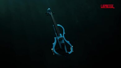Il video sott'acqua del violinista Andrea Casta, 'Visions': ecco come è stato girato