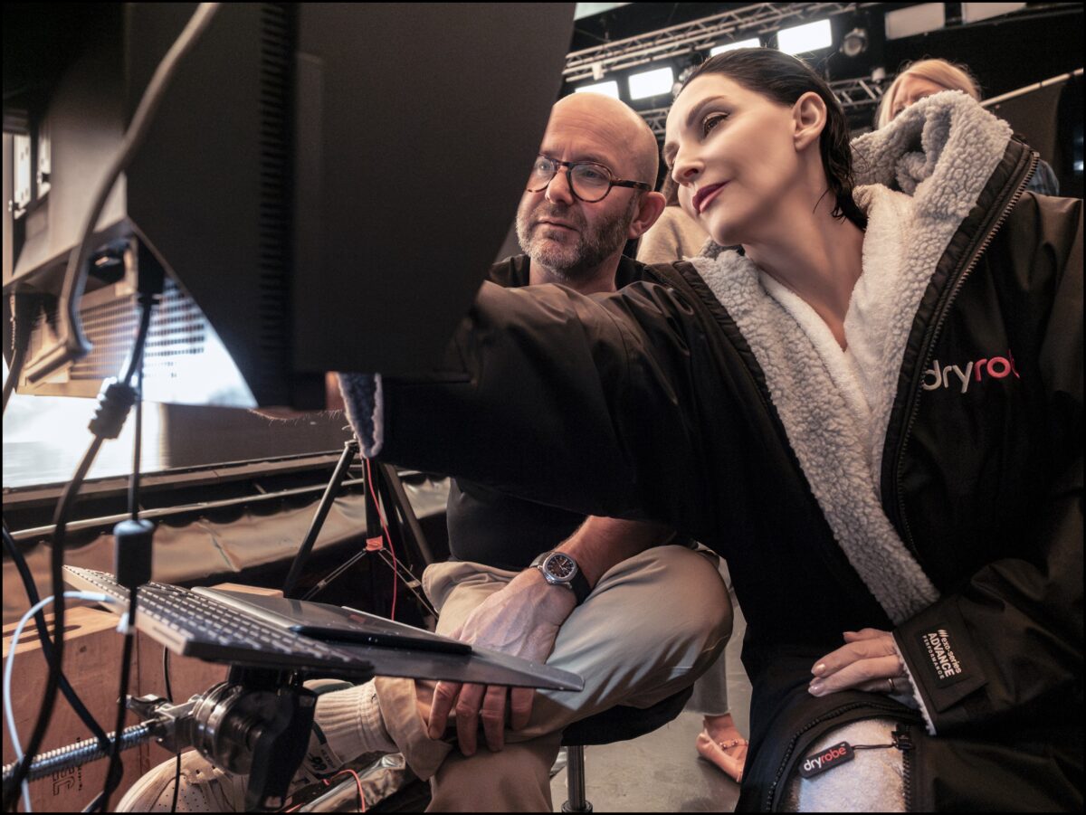 Galleria foto 'Calendario Pirelli 2026, le immagini dal backstage con Luisa Ranieri ed Eva Herzigova' - foto 10