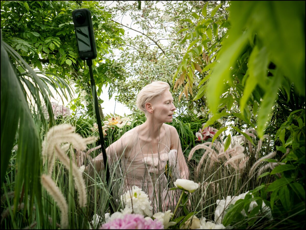 Galleria foto 'Calendario Pirelli 2026, le immagini dal backstage con Luisa Ranieri ed Eva Herzigova' - foto 9