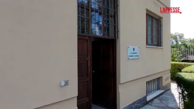 Cuorgnè, muore schiacciato sotto un escavatore nel Torinese: intervenuti i carabinieri