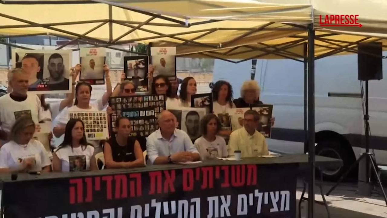 Israele, familiari ostaggi proclamano sciopero generale domenica prossima