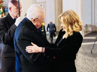 Gaza, Meloni sente Abbas: “Italia pronta per stabilizzazione e ricostruzione”