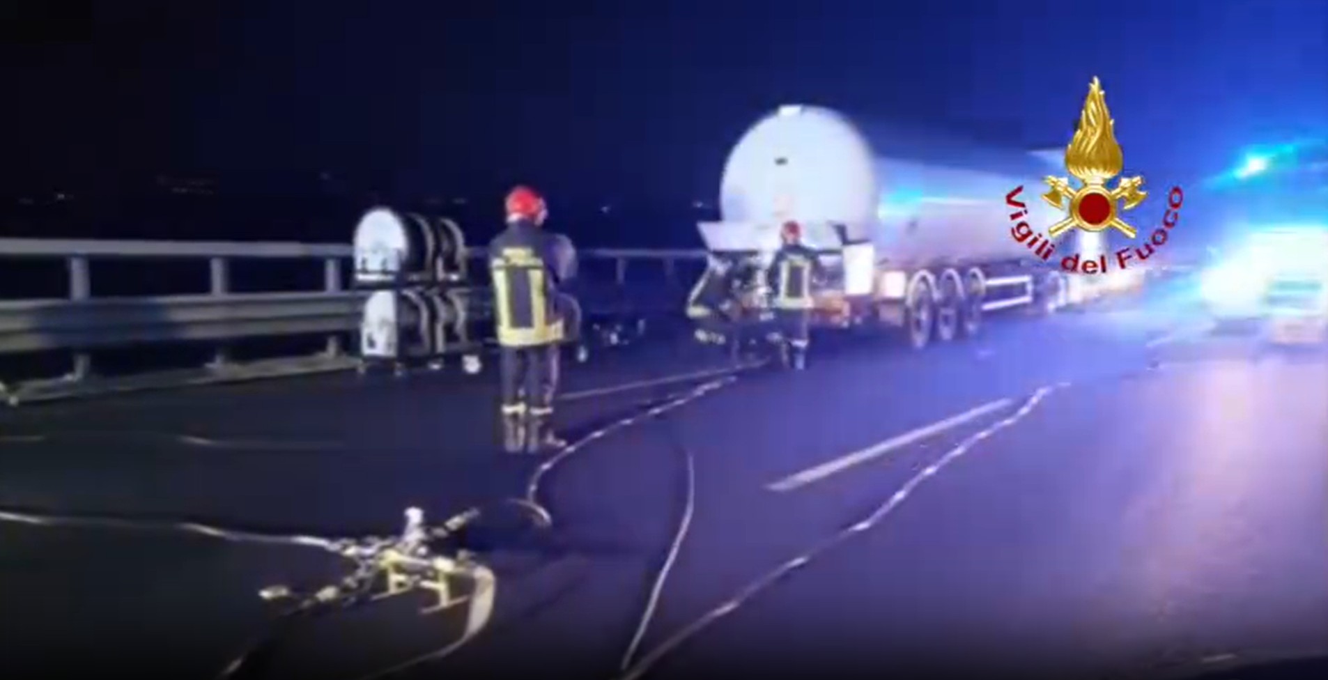Autostrada A1 ancora chiusa tra Orte e Roma Nord, code di 10 km