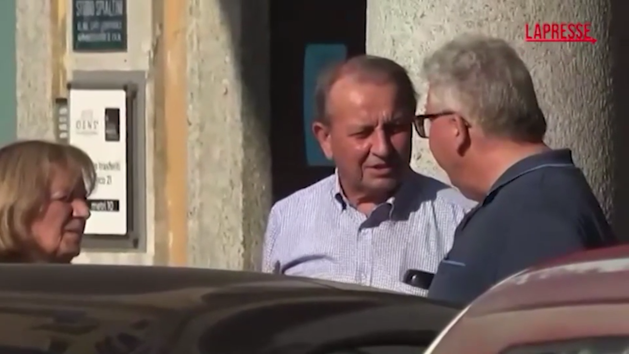 Delitto Garlasco, i genitori di Chiara Poggi alla messa in ricordo della figlia Delitto Garlasco, i genitori di Chiara Poggi alla messa in ricordo della figlia