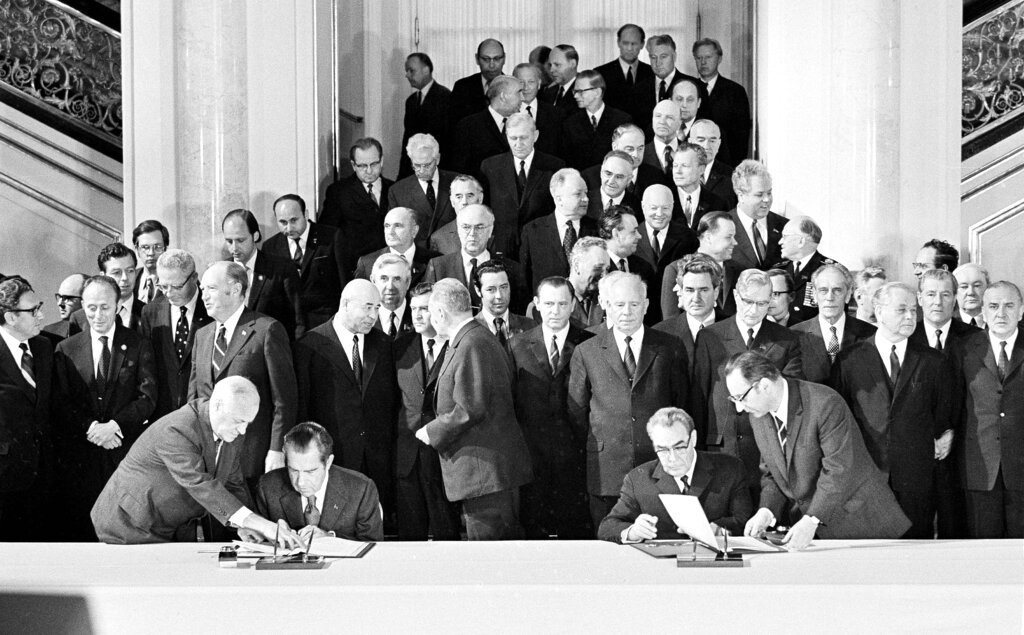 Galleria foto 'Incontro Putin-Trump ad Anchorage, i precedenti storici tra Usa e Russia: le foto' - foto 12