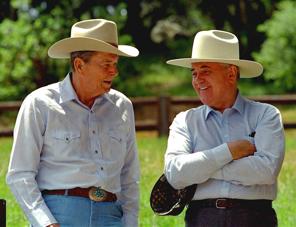 Incontro Putin-Trump ad Anchorage, i precedenti storici tra Usa e Russia: le foto