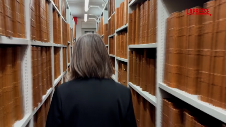 Le guglie bombardate, la prima foto, il 'contratto' con Leonardo: i segreti degli archivi del Duomo di Milano