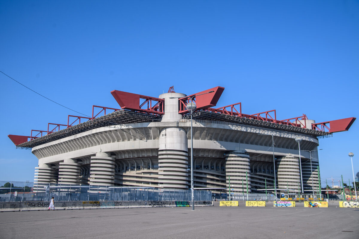 Inchiesta urbanistica Milano, chat dirigenti: “San Siro già venduto anni fa”