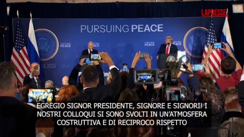 Putin: "Nostri Paesi sono vicini vicini, colloquio costruttivo"