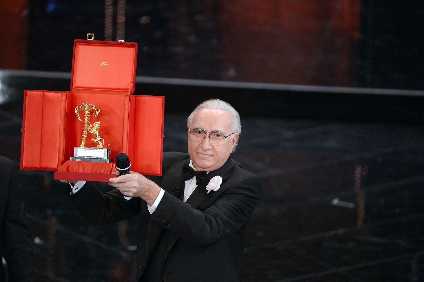 Addio a Pippo Baudo, è morto a 89 anni il re della tv