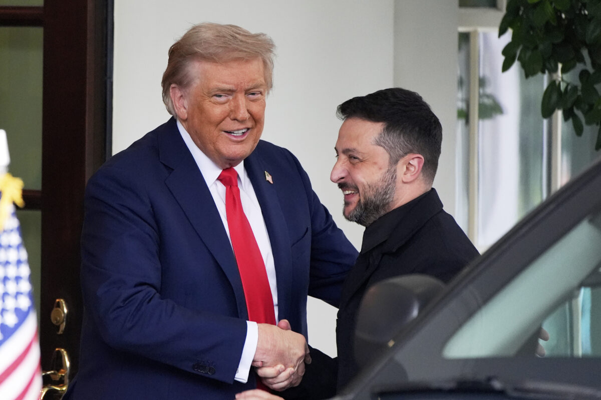 Ucraina, Trump a Zelensky: “Daremo garanzie sicurezza”. Leader Kiev, pronto a trilaterale