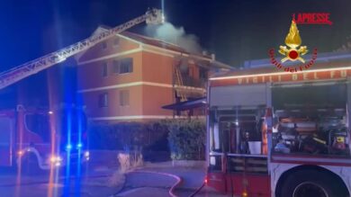 Torino, incendio in palazzina a Rivalta: muore 29enne