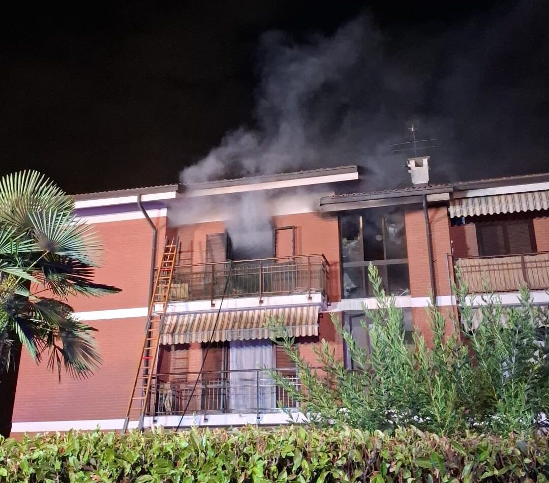 torino incendio in palazzina a rivalta morta 29enne