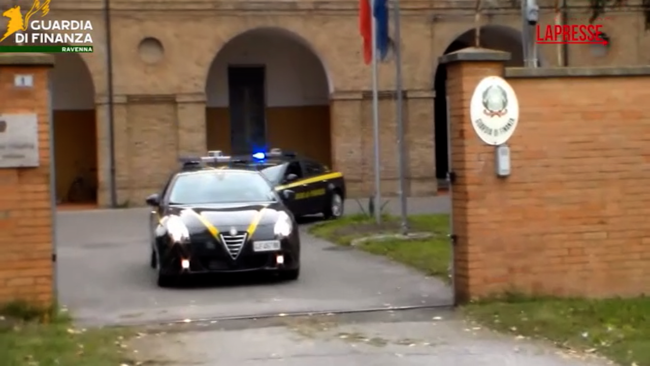 Ravenna, incassa la pensione della madre morta da 10 anni: denunciata