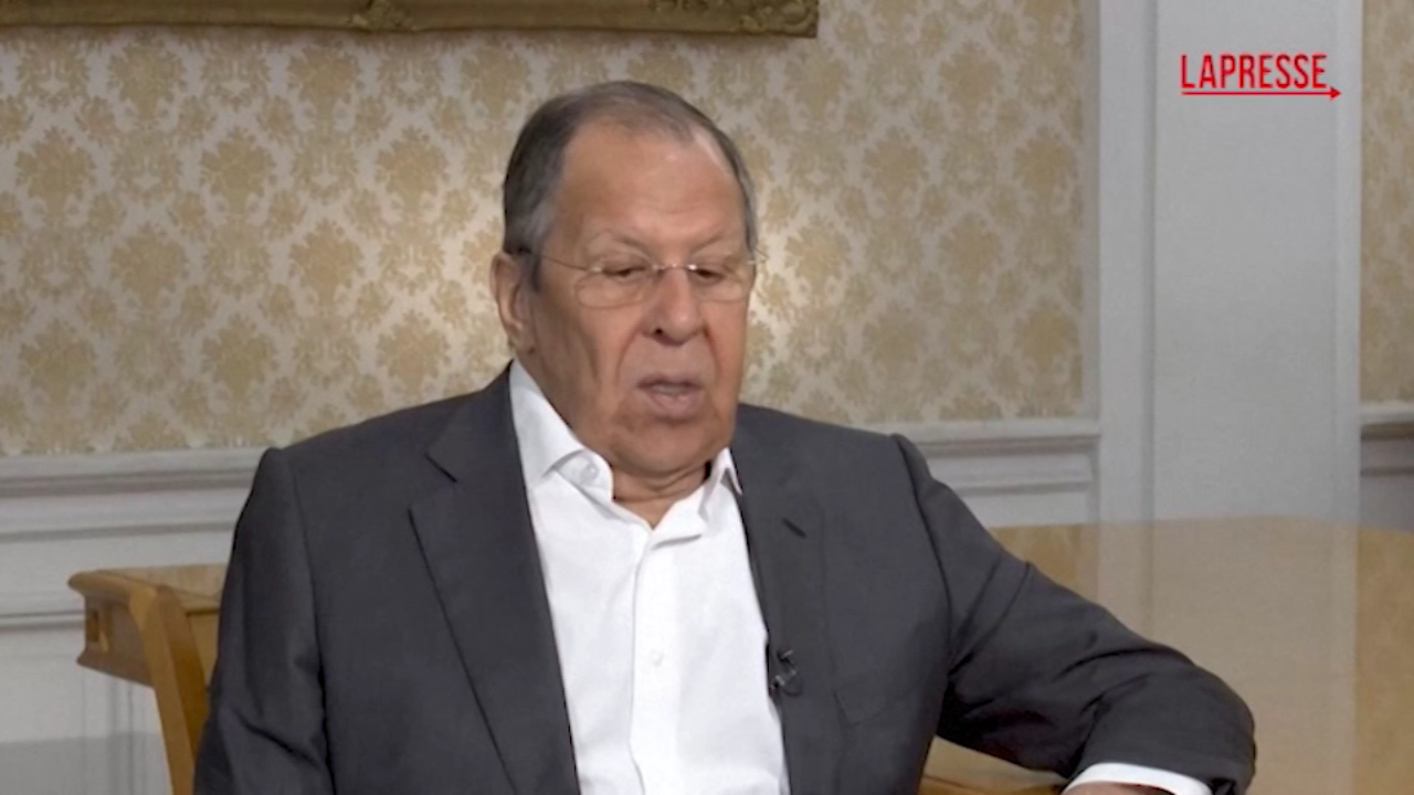 ucraina lavrov aperti a ogni incontro bilaterale o trilaterale