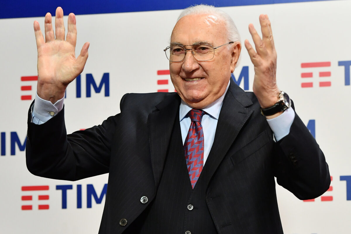 pippo baudo prosegue l8217omaggio alla camera ardente amadeus manca a tutti