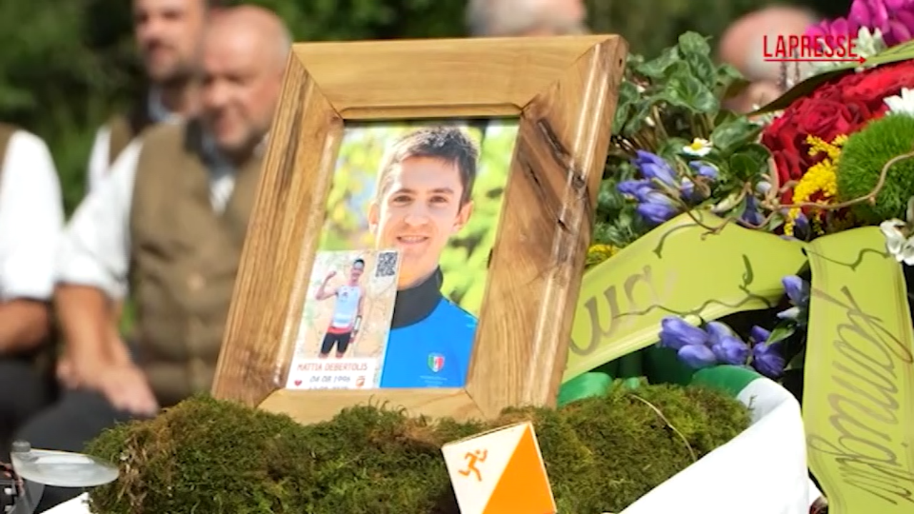 trentino i funerali di mattia debertolis morto in gara di orienteering