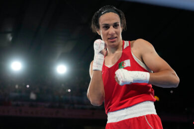 Imane Khelif, l’ex manager: “Ha lasciato la boxe”, poi ritratta