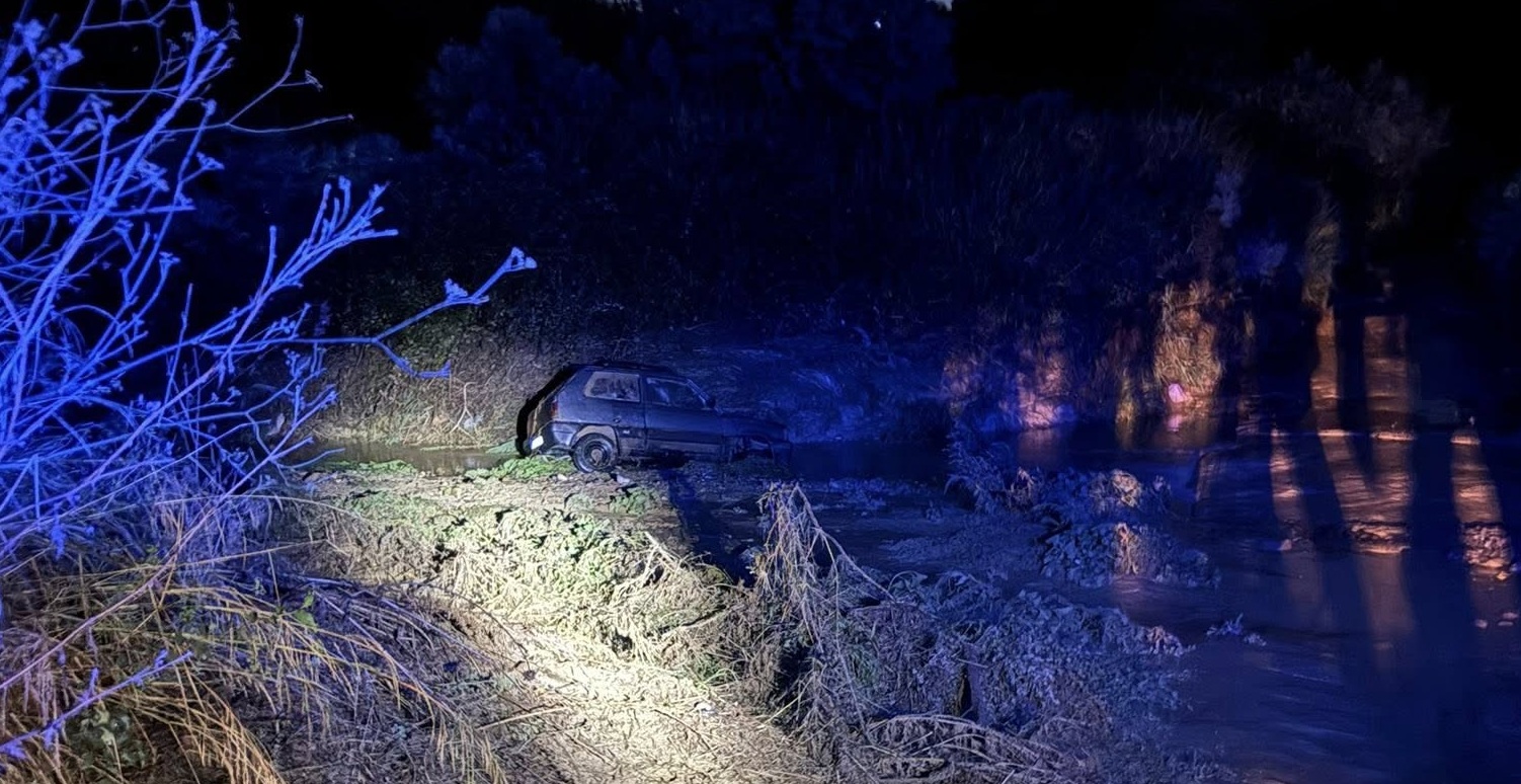 Maltempo a Enna, auto travolta da torrente Crisa: disperso a Leonforte trovato senza vita