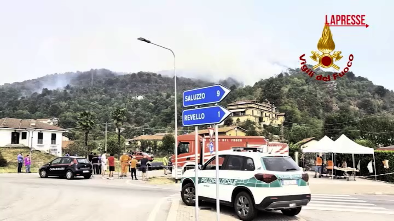 Cuneo, incendio a Revello: bruciati 50 ettari di territorio