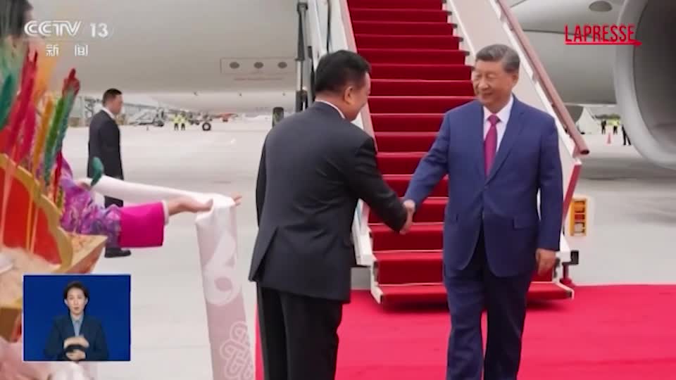 Cina: Xi in Tibet per 60 anni fondazione della Regione