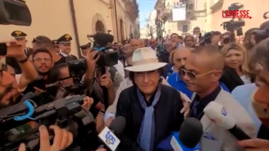 Funerali Pippo Baudo, l'arrivo di Al Bano e Michele Guardì alla chiesa di Santa Maria della Stella
