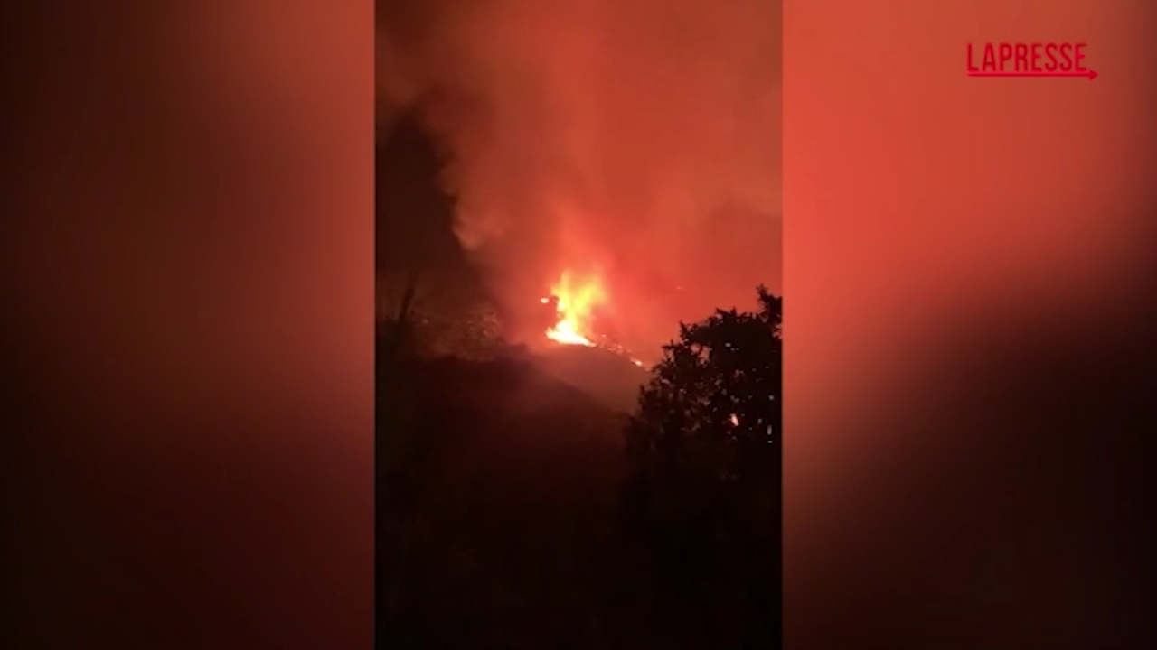 incendi in spagna ancora 18 grandi roghi attivi l inviata di lapresse a hervas