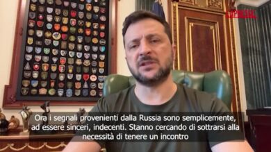 Ucraina, Zelensky: "Russia sta cercando di sottrarsi a incontro"