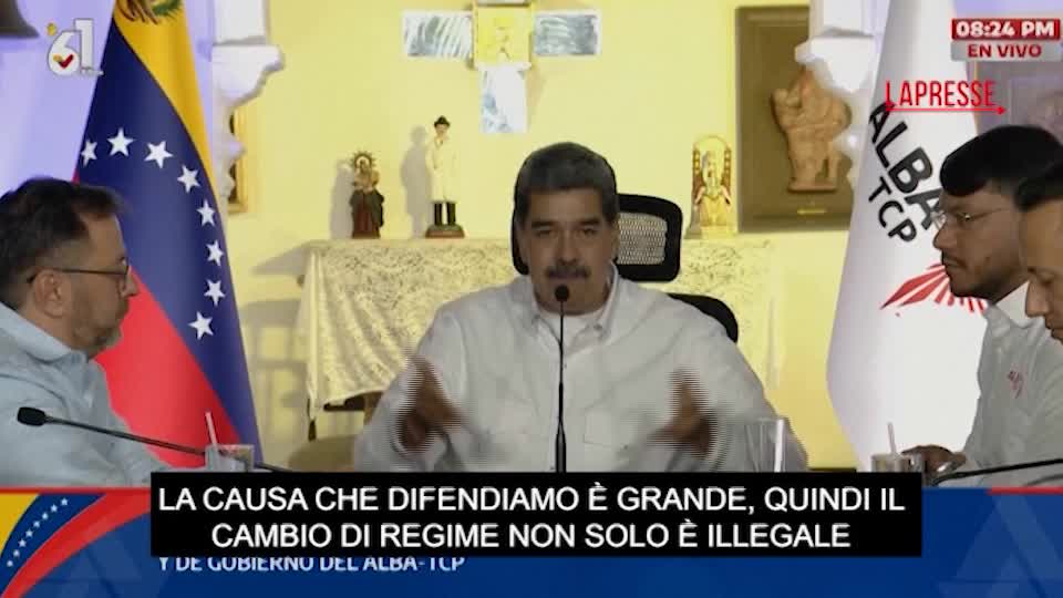 Venezuela, navi Usa al largo del Paese. Maduro: "Se ci toccano, l