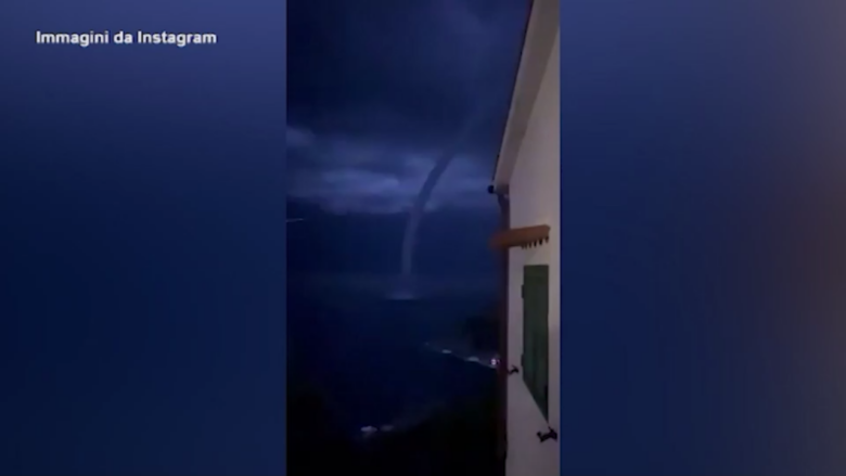 Maltempo all’Isola d’Elba, tromba marina ripresa in un video
