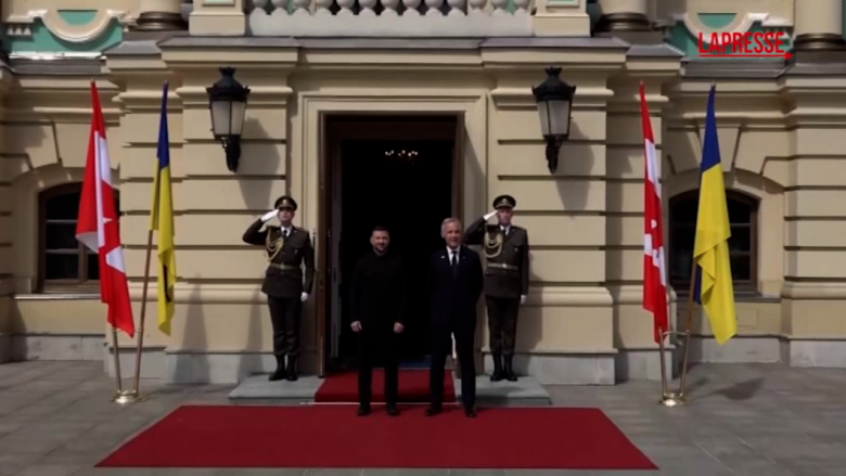 Ucraina, Zelensky ringrazia Carney: "Contiamo sulla presenza del Canada"