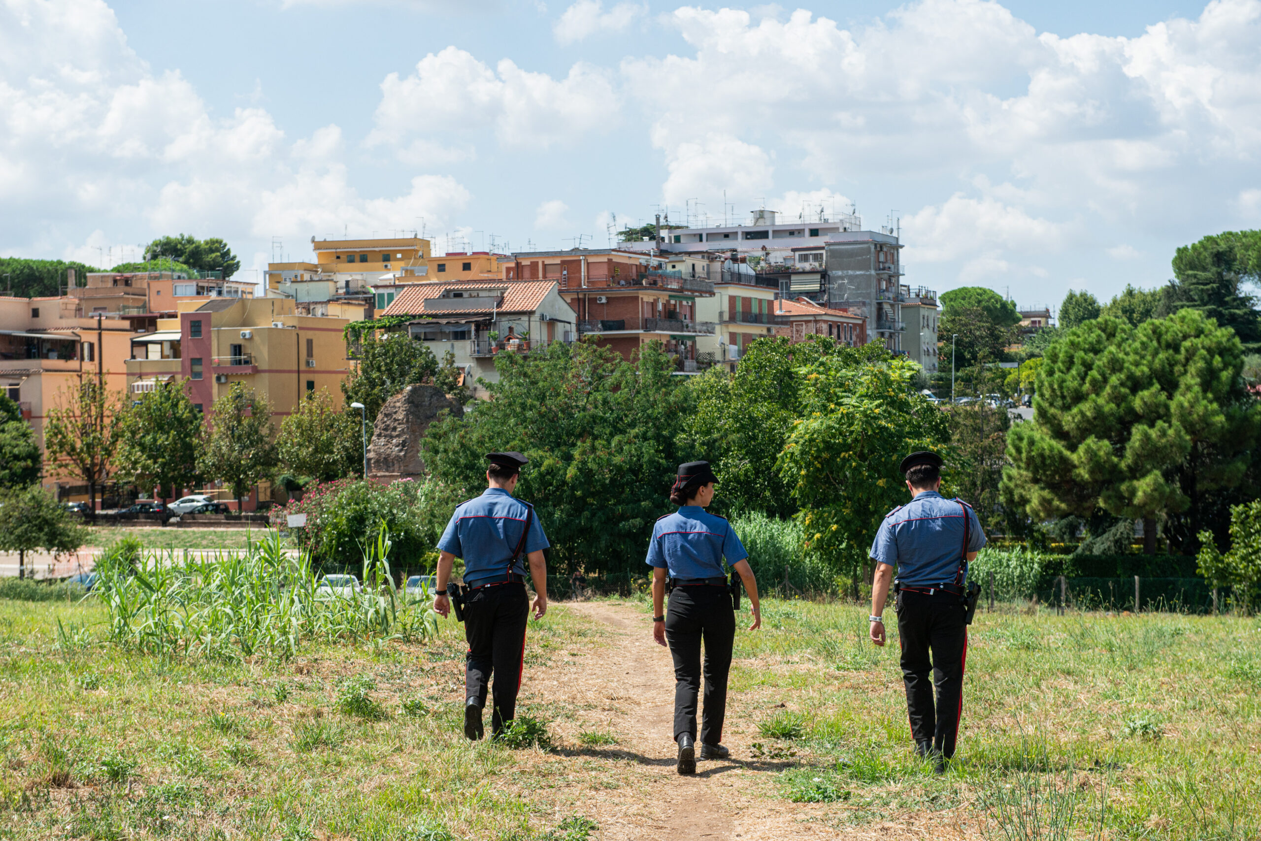 Roma, 60enne violentata al parco Tor Tre Teste