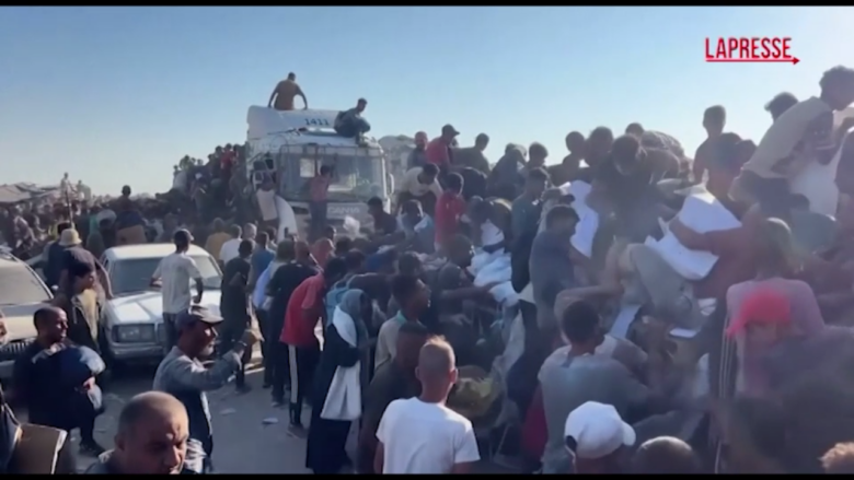 Gaza, i reportage di Mariam Dagga uccisa nel raid sull'ospedale Nasser