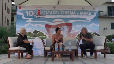 Geppi Cucciari alla Festa del Cinema di Mare: "Lavoravo da un notaio, un testamento diceva 'a presto' e i parenti TIE'!"