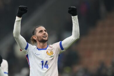 Calciomercato, le notizie del 27 agosto – Milan: contatti per Rabiot, Chukwueze verso il Fulham. Verona: ufficiale Bella-Kotchap