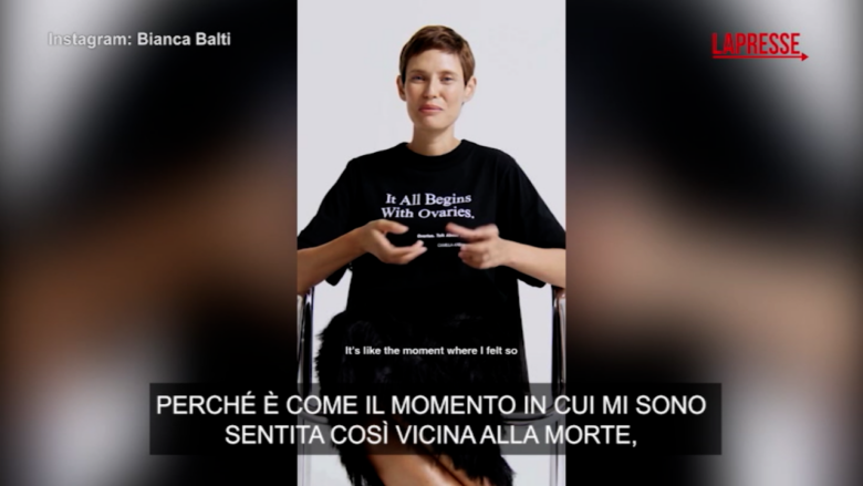 Bianca Balti e il tumore: il video sui social a un anno dalla diagnosi