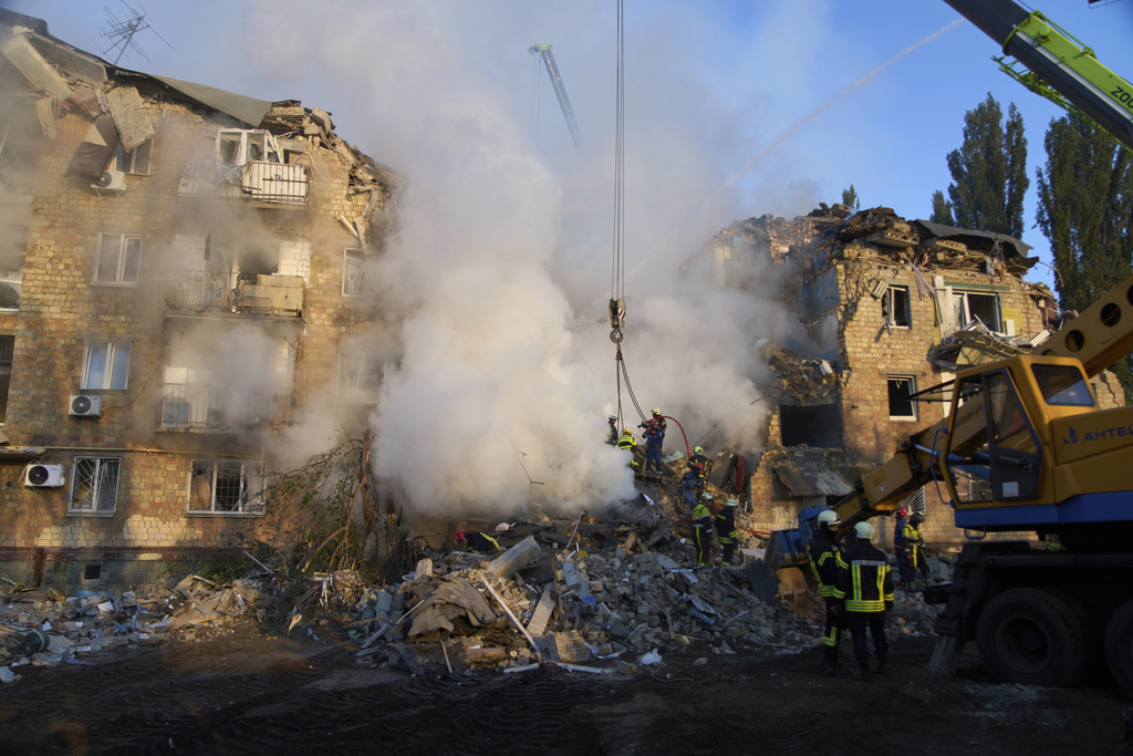 ucraina raid russi su kiev sale a 23 il numero dei morti