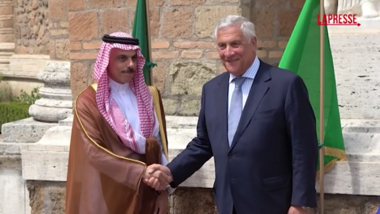 Roma, il ministro Tajani incontra l'omologo saudita: "Cooperazione per Stato Palestinese"