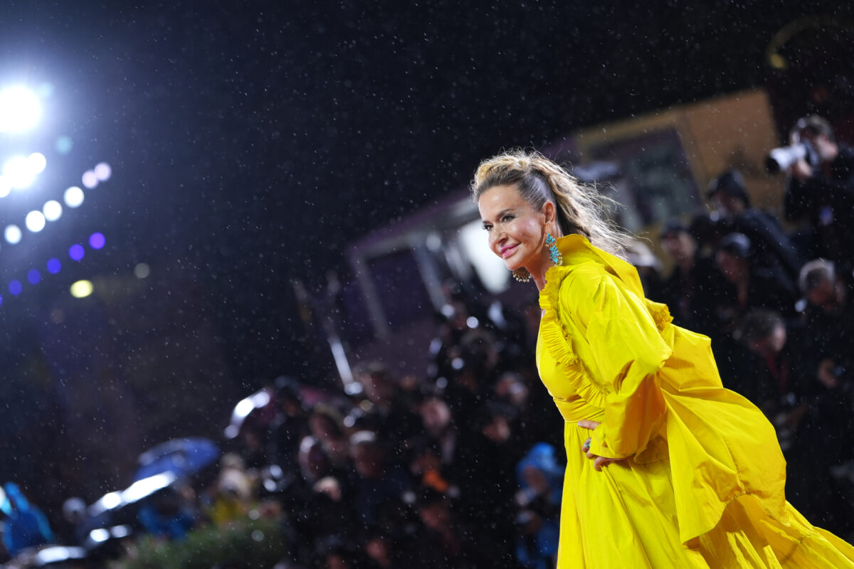 Galleria foto 'Mostra cinema Venezia 2025, Clooney e Amal sul red carpet della prima di Jay Kelly: le foto' - foto 9