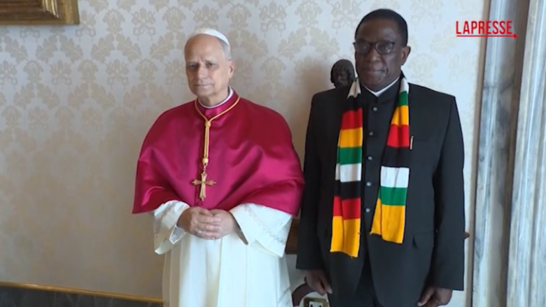 Papa Leone XIV riceve il presidente dello Zimbabwe: le immagini del colloquio