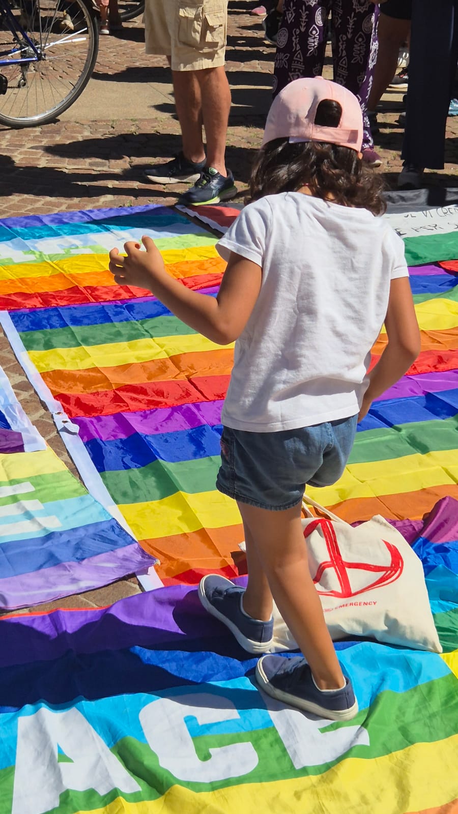 Galleria foto 'Local March for Gaza anche a Torino, oggi la prima tappa – Le foto' - foto 6