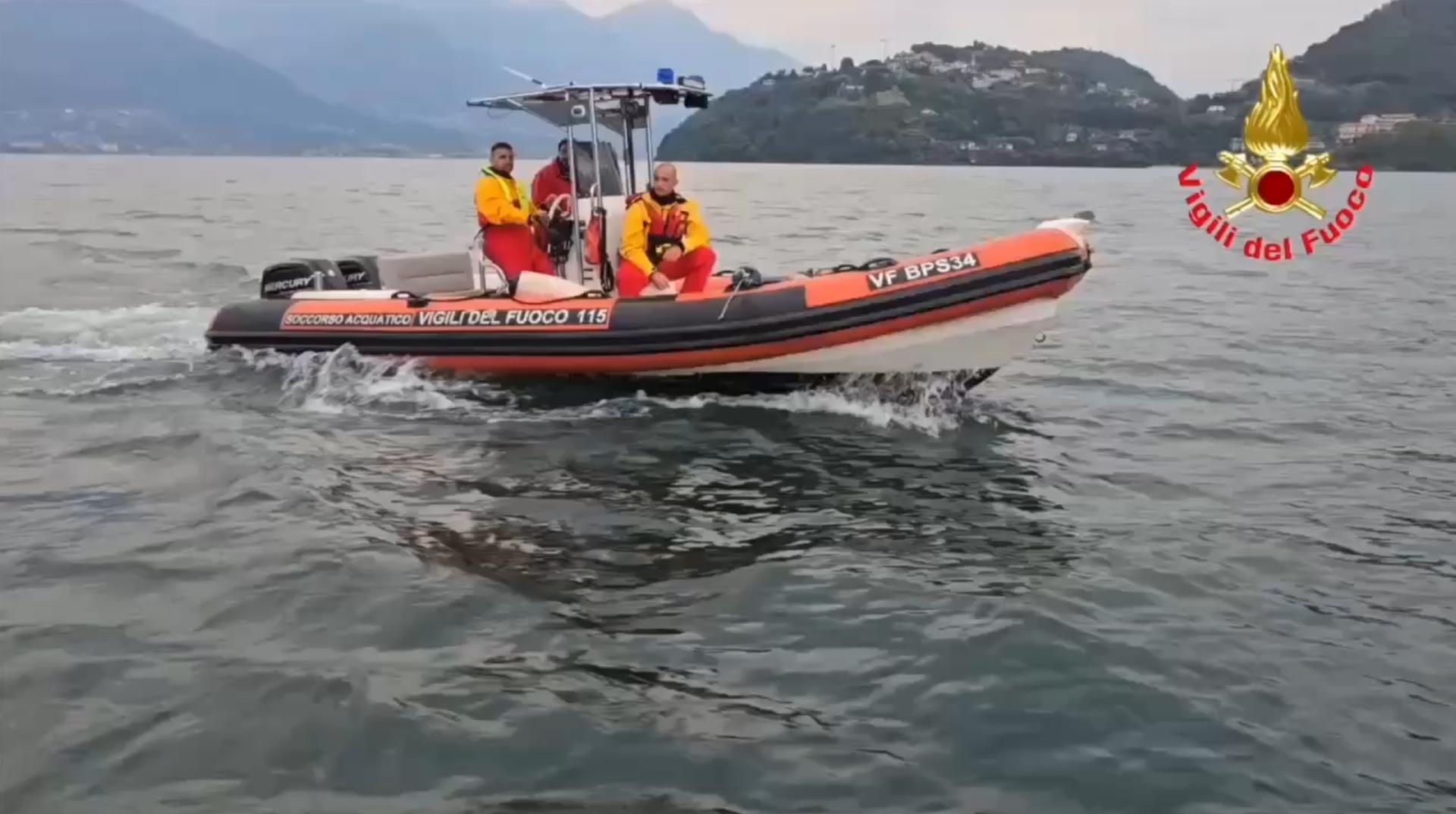 Como, trovato il corpo di Sergio Corsano: si era tuffato nel lago per salvare i figli e non era riemerso Como, trovato il corpo di Sergio Corsano: si era tuffato nel lago per salvare i figli e non era riemerso