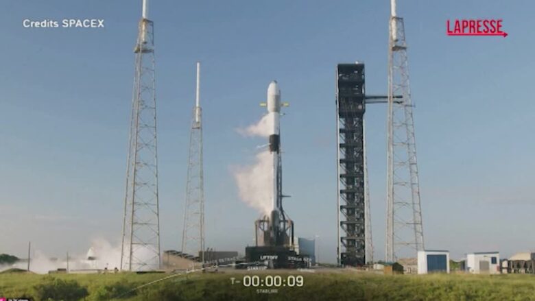 SpaceX lancia 28 satelliti Starlink con il razzo Falcon 9 da Cape Canaveral
