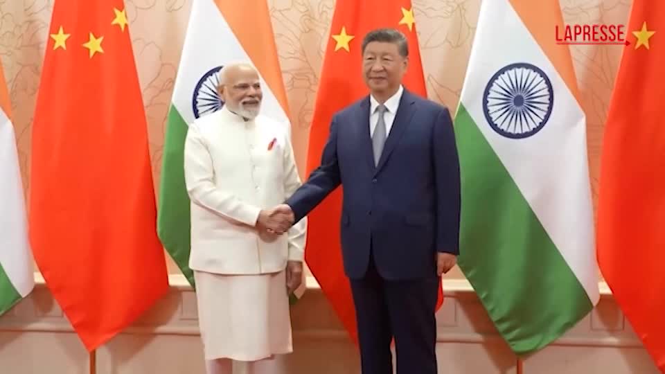 Cina, bilaterale tra Xi Jinping e Narendra Modi Cina, bilaterale tra Xi Jinping e Narendra Modi