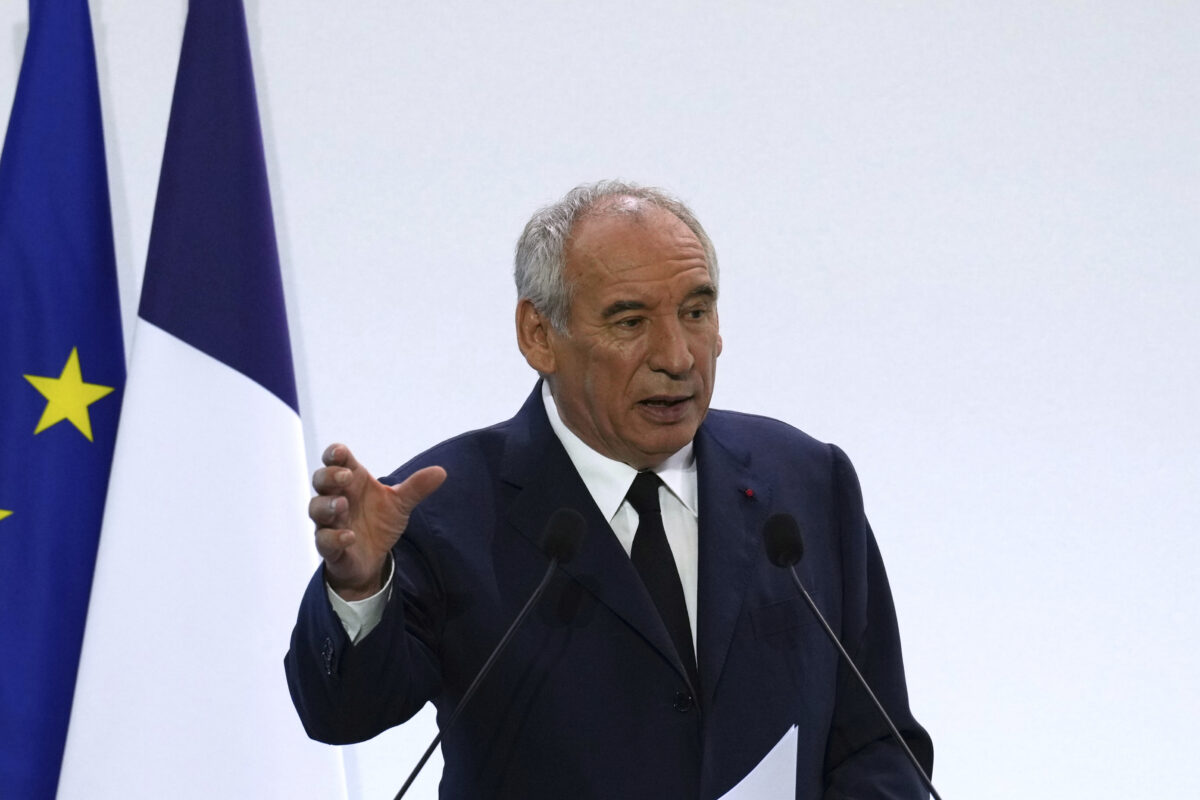 Bayrou: “Italia pratica dumping fiscale”. Palazzo Chigi: “Stupisce, affermazioni infondate” Bayrou: “Italia pratica dumping fiscale”. Palazzo Chigi: “Stupisce, affermazioni infondate”